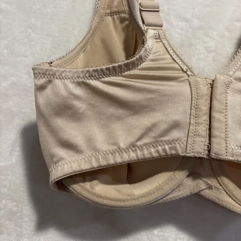 Wacoal Basic Beauty Spacer Underwire T-Shirt Bra 32DDD Nude Full Coverage 853192